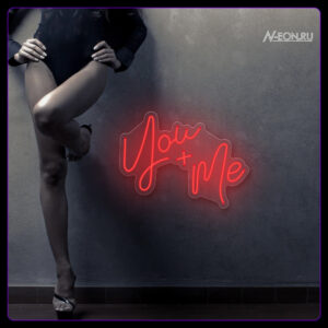كتابة نيون You + Me