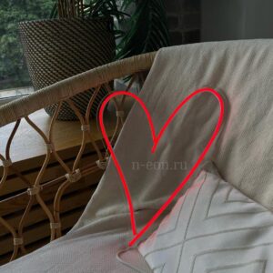 يافطة نيون 'قلب'