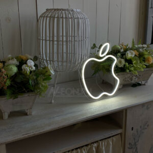 لافتة نيون "Apple"