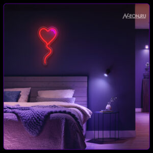 لافتة نيون قلب طاير ????????️✨