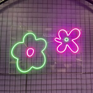لوحة نيون رسمة ورود