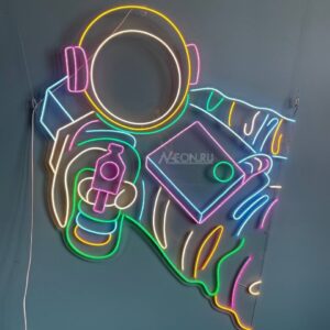 لافتة نيون جسم رائد فضاء الجزء الأول