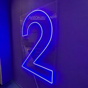 رقم نيون 2 - اثنين، مجسمة