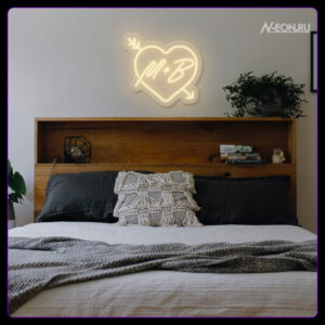 لافتة نيون أحرف أولية للعرس M+V بگلب